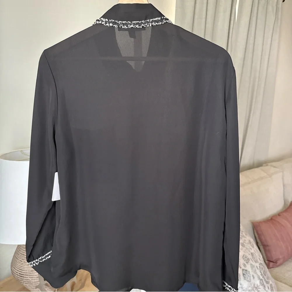 Laundry by Shelli Segal Long Sleeve Button Front Egret Blouse Boucle Trim M NWT - Picture 5 of 9